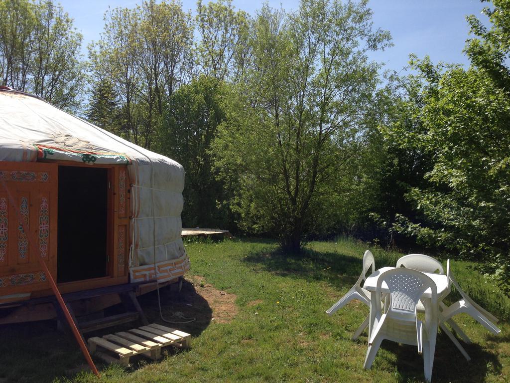 Camping Domaine De Mepillat Saint-Nizier-le-Bouchoux Zimmer foto